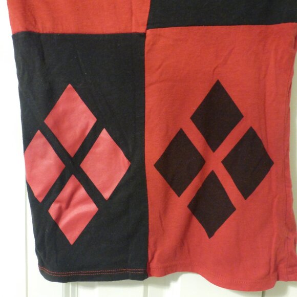 DC Comics red and black Harley Quinn cosplay baby tee - Picture 3 of 5